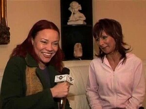 Mamie douce se fait danser