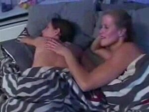 MAMAN PERVERSE LA RÉVEILLE... -B$R