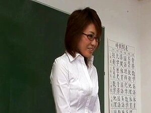Professeur de japonais chaud