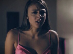 Gia est choquée que Brent et son prof Dick soient une seule personne.