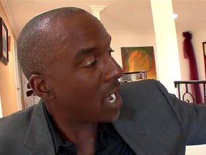 Black baise sa belle-fille