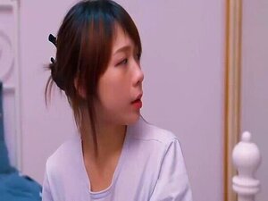 Plongez dans une expérience fantasmatique ultime, alors qu'une petite