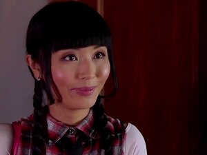 Étudiant en change désobéit aux ordres du maître de maison