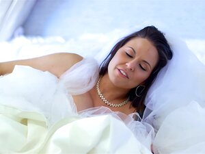 Brazzers - Mariée infidèle Simony Di