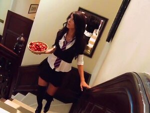 L'incroyable pornstar Megan Coxxx dans le piercing le plus chaud, clip