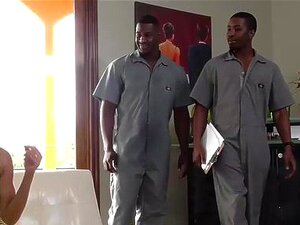 Alexa Tomas prend deux grosses queues noires - Sessions de cocufiage