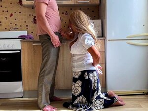 Quand une belle-mère que j'aimerais baiser a besoin de se détendre,