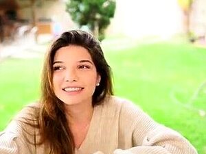 Amateur française mignonne en plein air softcore