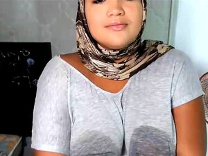 Masturbation sexy sur webcam thaïlandaise