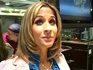 Une pute se fait payer et tape pour du sexe 7