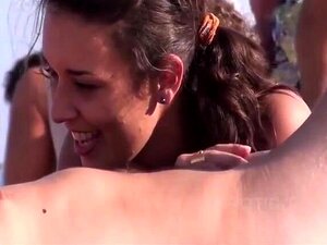 Lola S Cap D Agde Sexe érotique dans les dunes Vol 1B et 2B