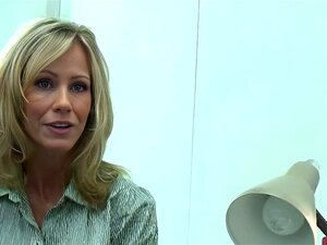 Simone Sonay, MILF perverse, cul de salope