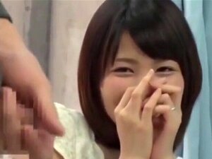 Couple mignon japonais profite du sexe dans la chambre vitrée 18.