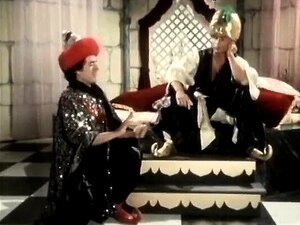 Kristara Barrington, Susan Berlin, Bunny Bleu dans le classique