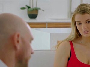 Mia Melano a quelque chose à prouver dans une vraie vidéo porno