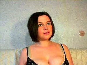 Ma copine écarte bien son cul, Gros plan et clip personnel fait