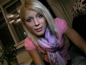 Agent Public Gros Seins, Blondes et Ex-Copines En Chaleur