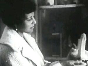 Vidéo d'archives porno rétro : Femmes seules des années 1950 08