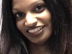 Jeune fille indienne castant
