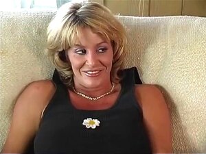 Elle vend des sextoys