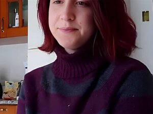 Laissez-vous séduire par le charme envoûtant d'une épouse coquine