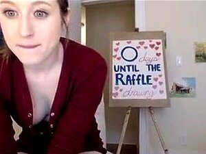 Clip amateur fou avec masturbation, scènes solo,