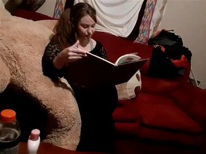 Partie 1...... belle-fille suce la bite de son beau-père pour ne pas