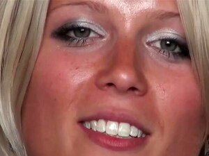 Regarde Czech 19 ANS premier anal maintenant ! - Sweet Cat, Anal, Dped