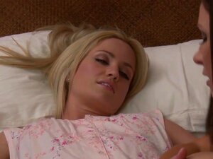 Session de tribbing de gouines séduisantes, Une paire de gouines