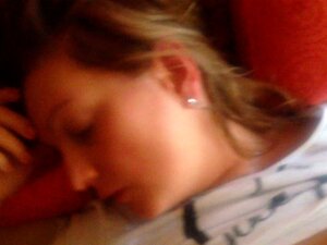 Blonde À Gros Seins