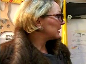 Mamie adore l'anal et moi, mamie culo troia mature