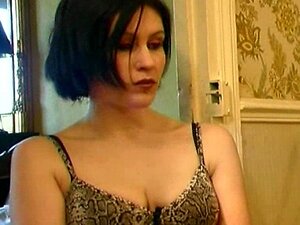 Laetitia atomix asiatique française