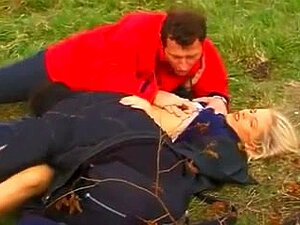 Sexe MMF en plein air