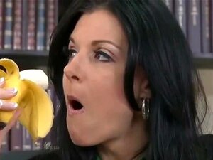 India Summer baise son élève