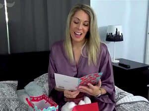 La belle-mère devient l'amante de son beau-fils pour la