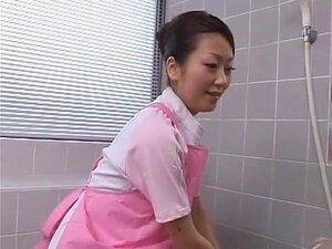 La folle japonaise Mirai Kamata, Yuu Uehara, Riko Oshima sous des
