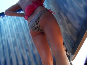 Cabane 4 de Hidden Zone Beach, un autre voyeur de cabine de plage avec