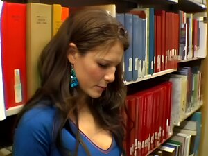 Jenni lee, chérie brune pécheresse, profite d'un gros pénis