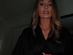 La belle-mère chaude Mandy Rhea et Nicky Rebel ont une routine