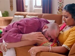 Découvrez la passion débridée d'une femme indienne, aux courbes à