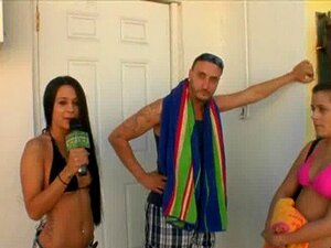 Sexy nana sauvage est payée pour baiser 3