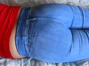 Éjaculation pour ma femme poilue