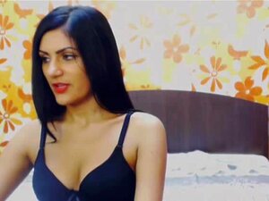 Sexy amateur adore jouer en cam, sexy amateur adore jouer en cam. Elle