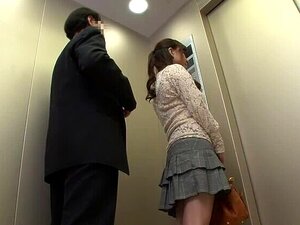 Découvrez le côté sauvage du Japon avec Yuria et son amant dans une