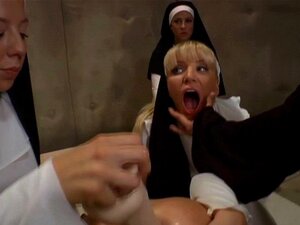 Baise de cul, wam nonnes sucent. Baisée de cul, wam nonnes sucent et