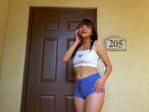 Après que Honey Hayes ait mis Peter Green dans la zone des amis, elle