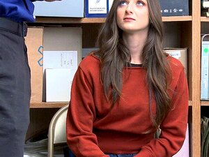 ShopLyfter - Officier de sécurité attrapé et baisé par un voleur