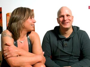 Une femme allemande plus âgée aspire à un Homme amateur+un