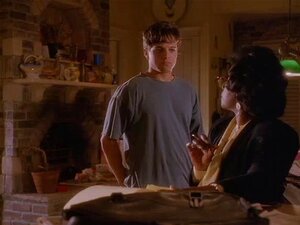 Neve Campbell Party of Five (Sexy Dunny)