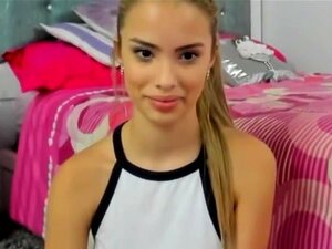 Fille vénézuélienne en cam